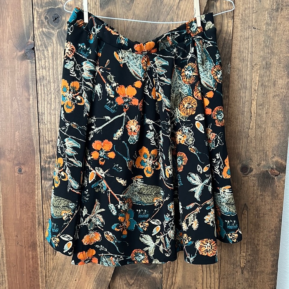 BNWT LuLaRoe Madison skirt